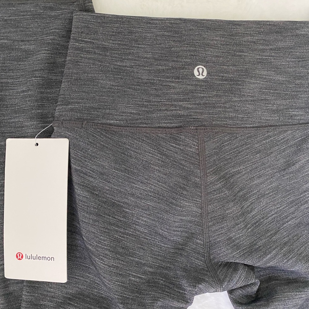 Lululemon Wunder under HR 23” FLUX CROP - Picture 2 of 5
